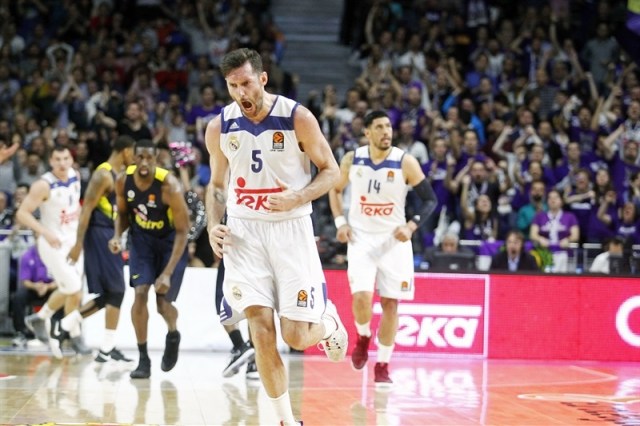 rudy-fernandez-celebrates-real-madrid-eb16