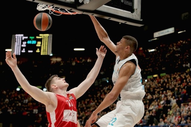 walter-tavares-real-madrid-eb17