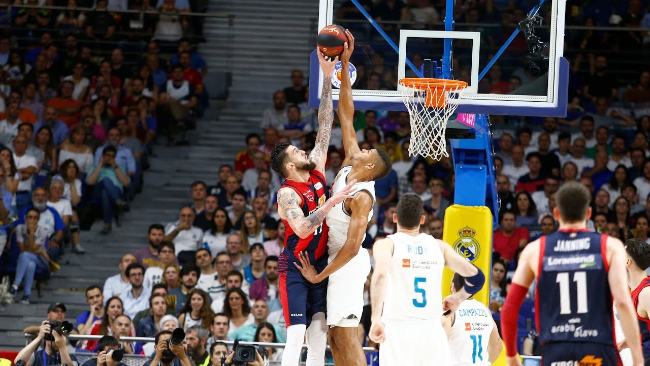 Tavares, tapón a Poirier final ACB