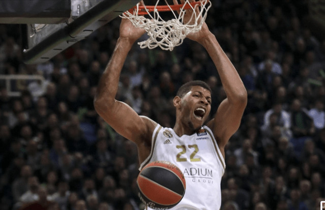Tavares, el azote de OAKA panathinaikos real madrid euroleague