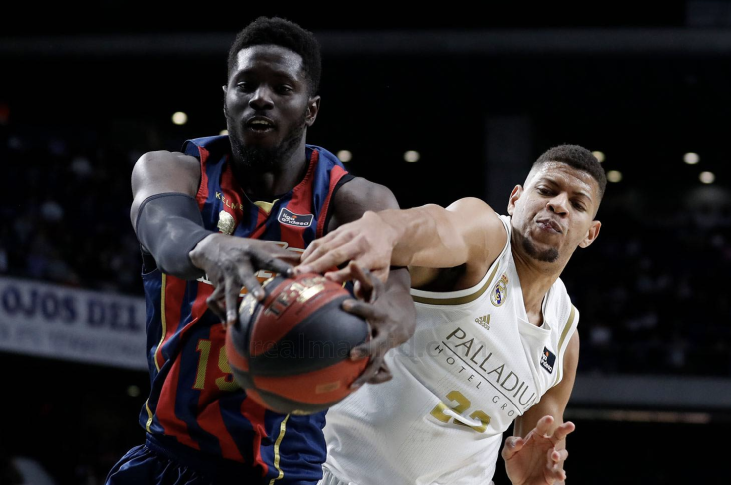 Fall Tavares ACB baskonia Real Madrid